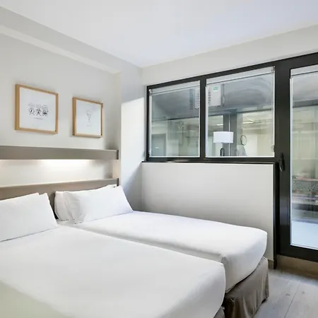 Apartahotel Bcn Montjuic