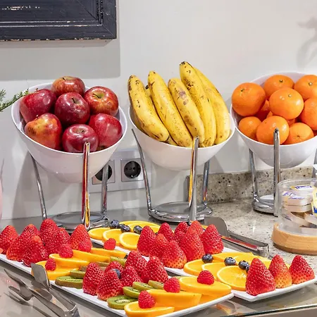 Apartahotel Bcn Montjuic 3*