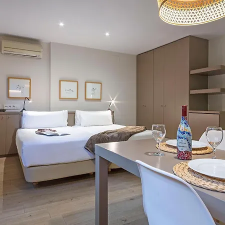 Aparthotel Bcn Montjuic 3*