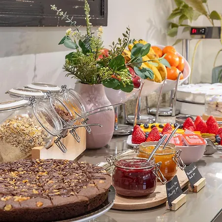 Apartahotel Bcn Montjuic